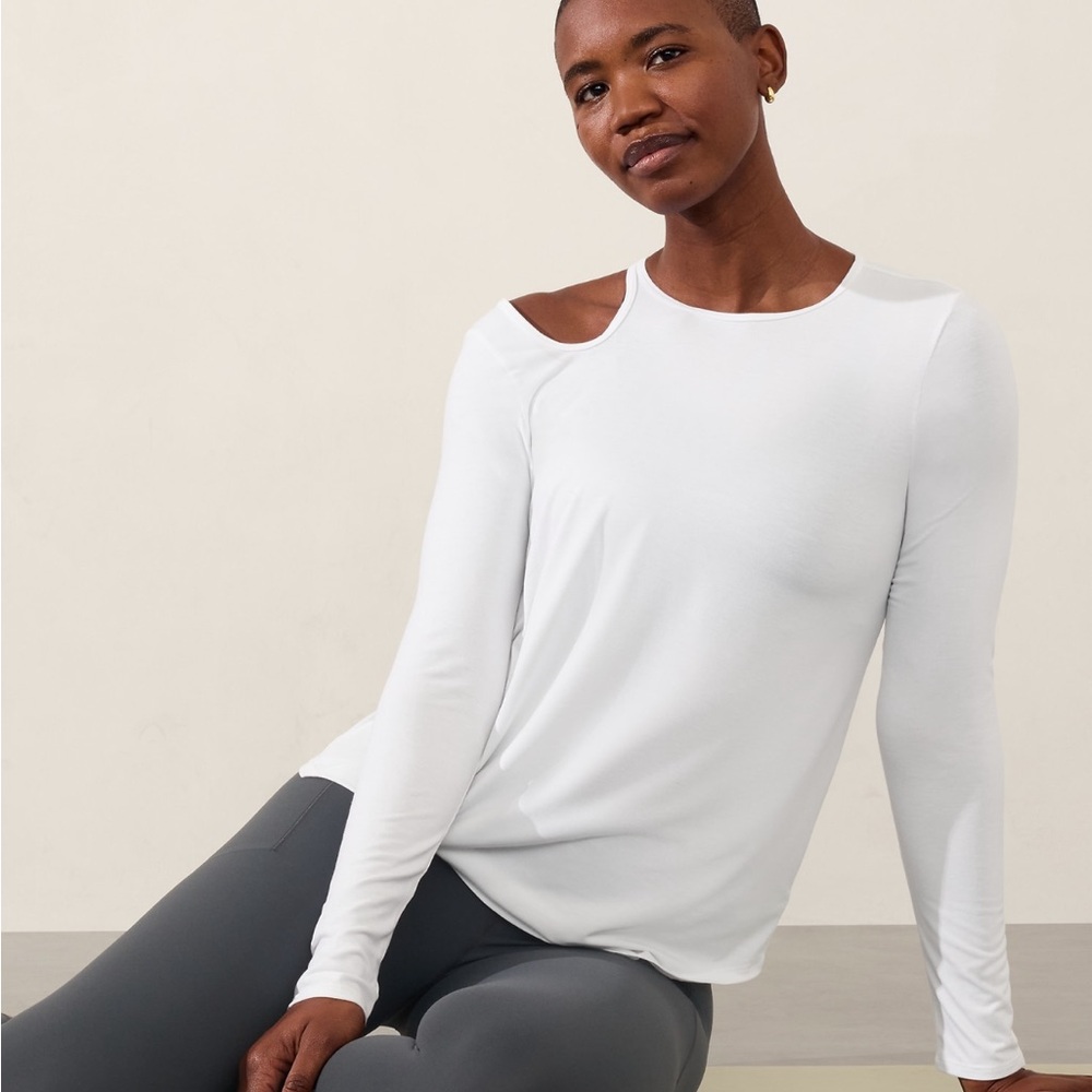 Athleta White Long Sleeve Cut Out Blouse
